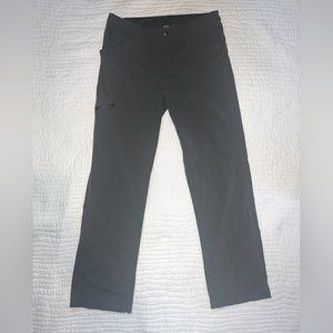 Womens Patagonia grey water resistant straight leg pants